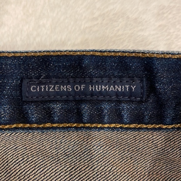 Citizens of Humanity Bowery Distressed Jeans - Picture 9 of 16